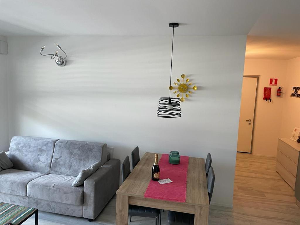 Life Apartment